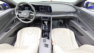 HYUNDAI AVANTE CN7 2022
