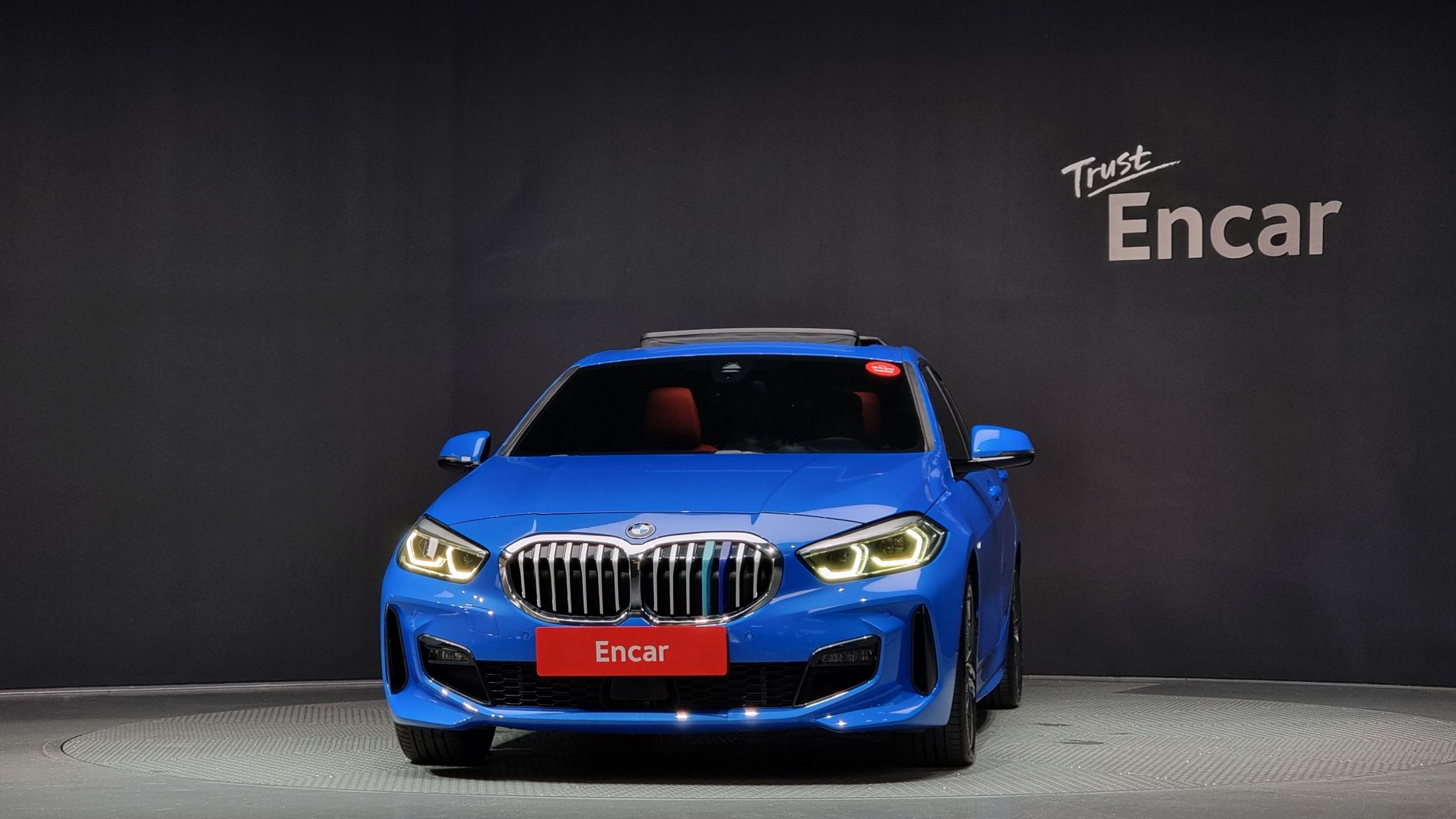 BMW 1-SERIES F40 2022