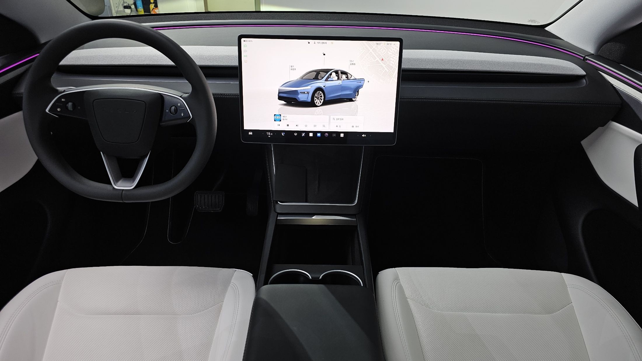 TESLA MODEL Y 2025