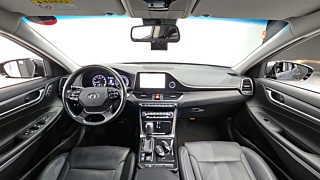 HYUNDAI GRANDEUR IG 2017