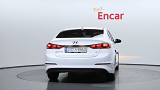 HYUNDAI AVANTE AD 2018