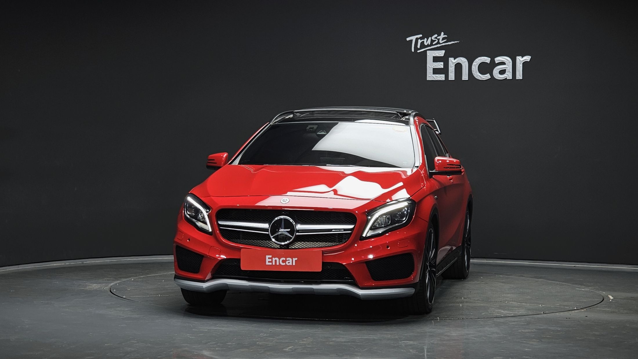 MERCEDES BENZ GLA-CLASS X156 2019