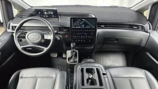 HYUNDAI STARIA 2021