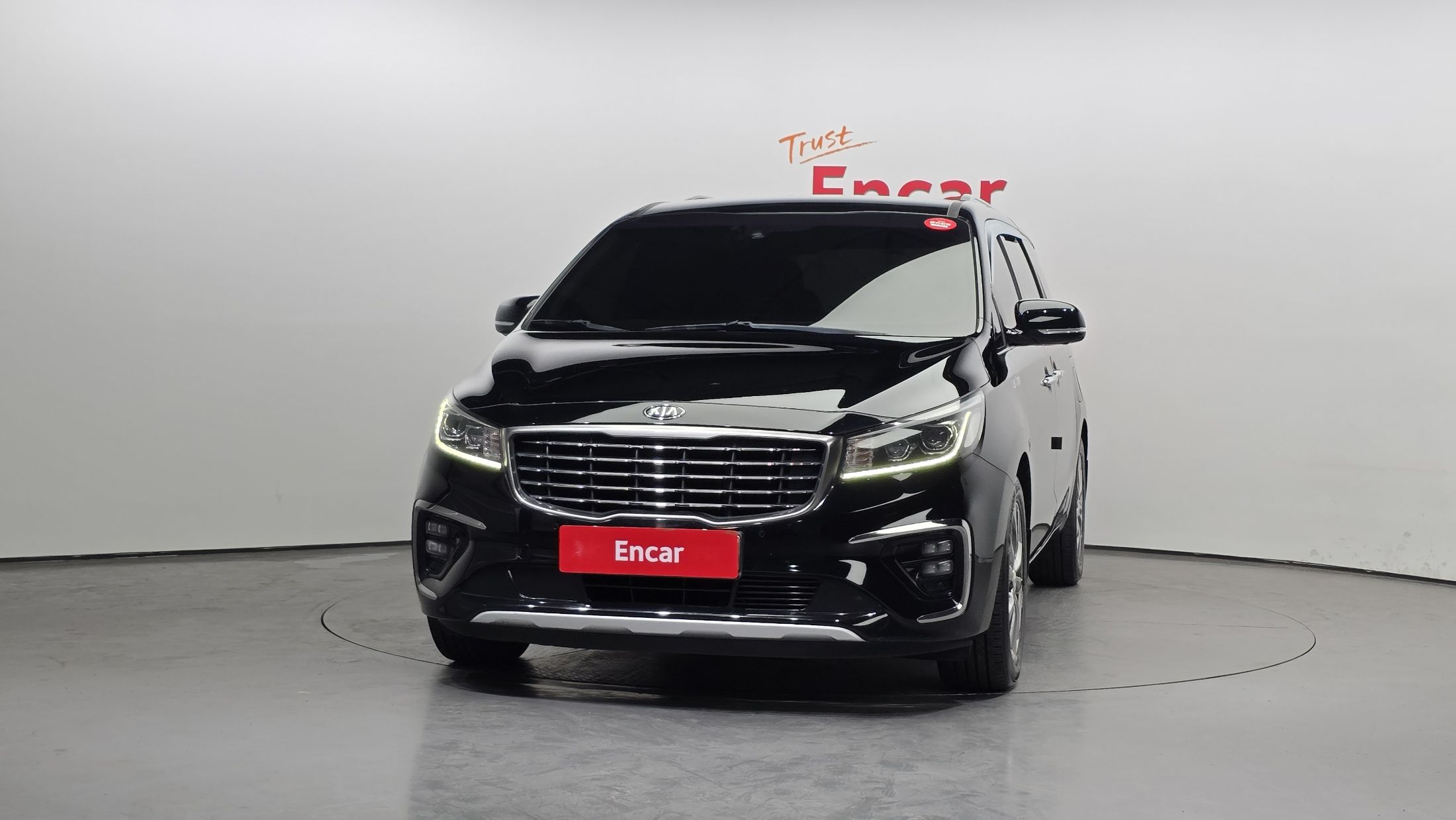 KIA CARNIVAL 2018