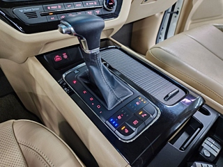 KIA CARNIVAL 2016