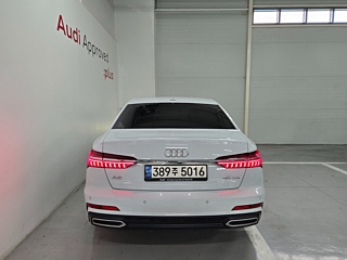 AUDI A6 C8 2021