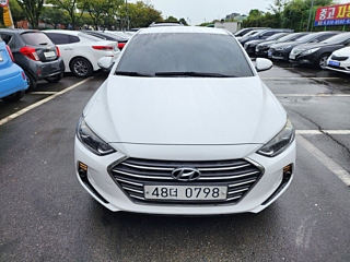 HYUNDAI AVANTE AD 2015