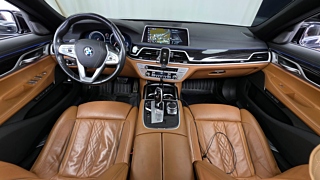 BMW 7-SERIES G11 2017