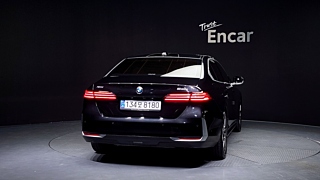 BMW 5-SERIES G60 2023