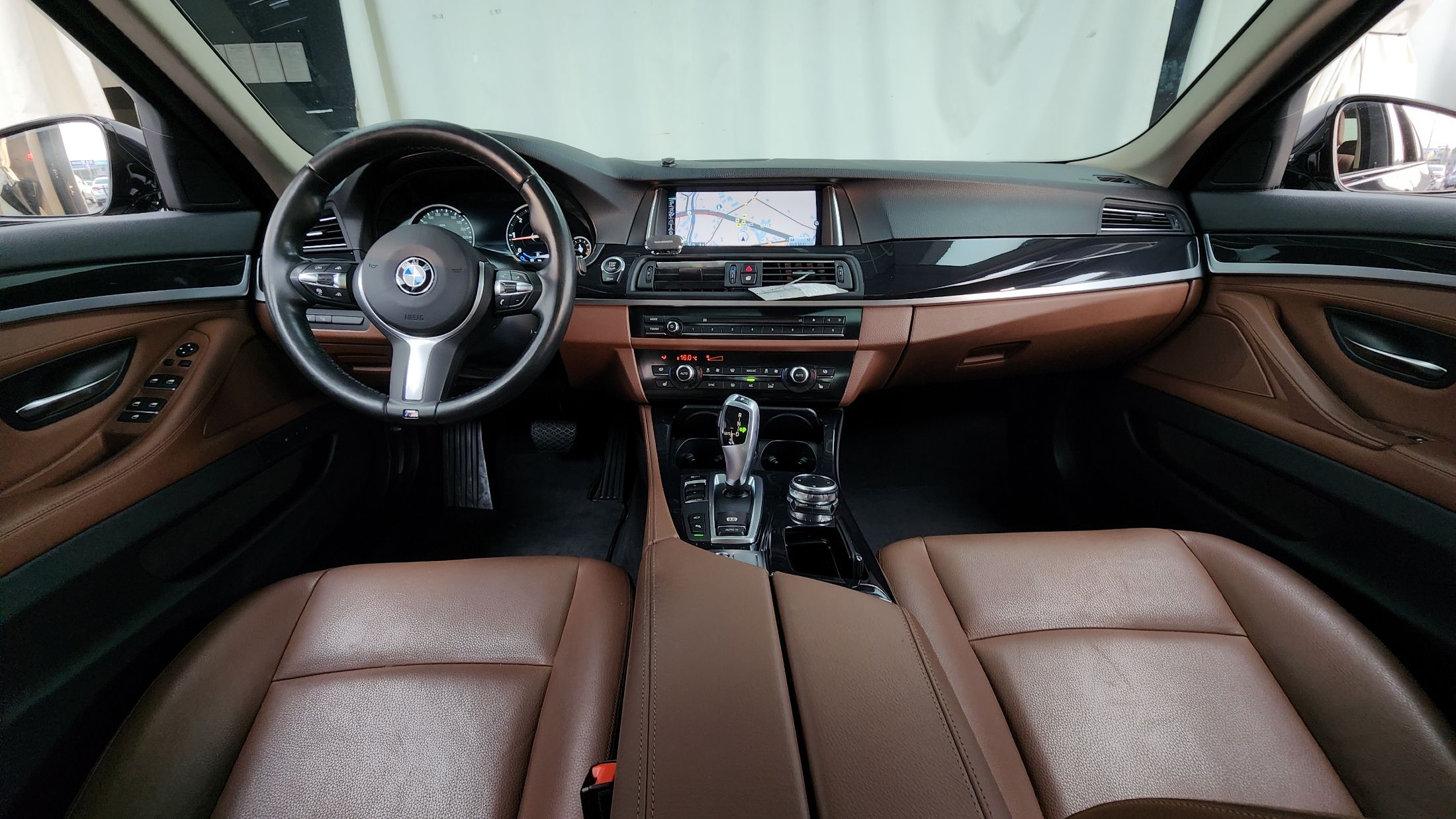 BMW 5-SERIES F10 2016