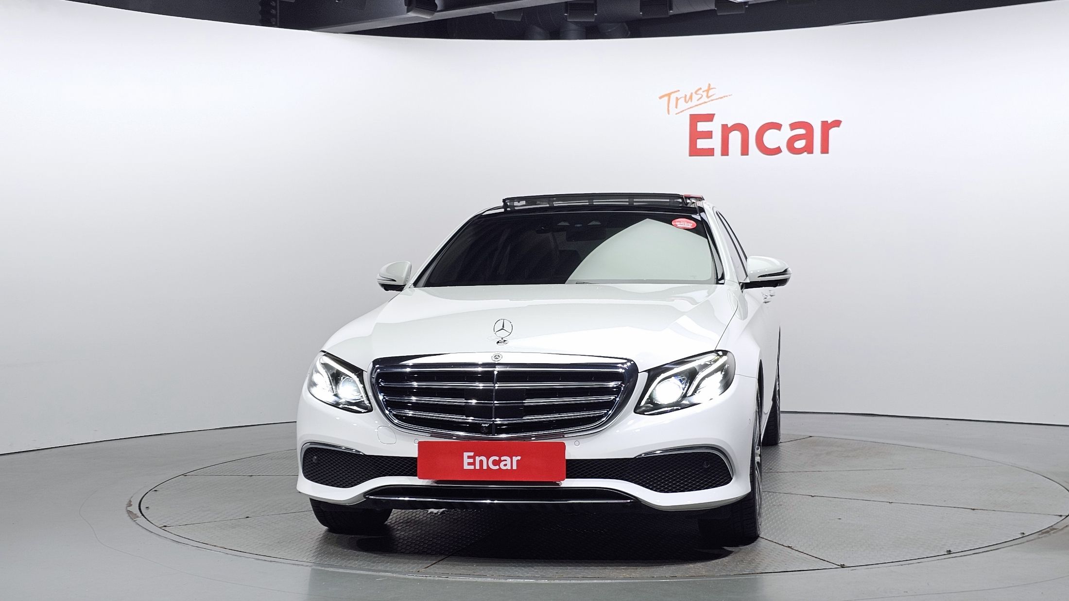 MERCEDES BENZ E-CLASS W213 2020