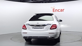 MERCEDES BENZ E-CLASS W213 2020