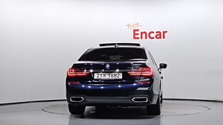 BMW 7-SERIES G11 2017