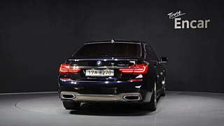 BMW 7-SERIES G11 2018