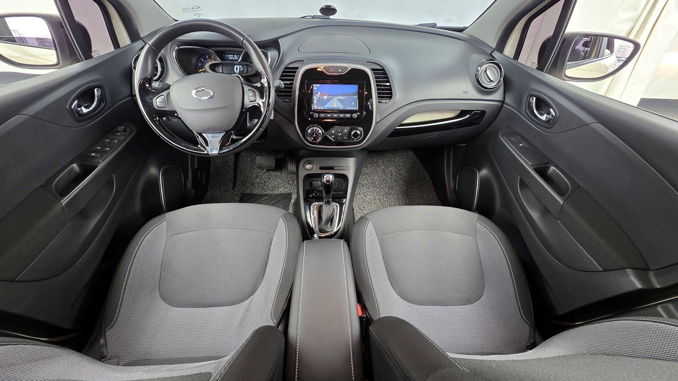 SAMSUNG QM3 2015