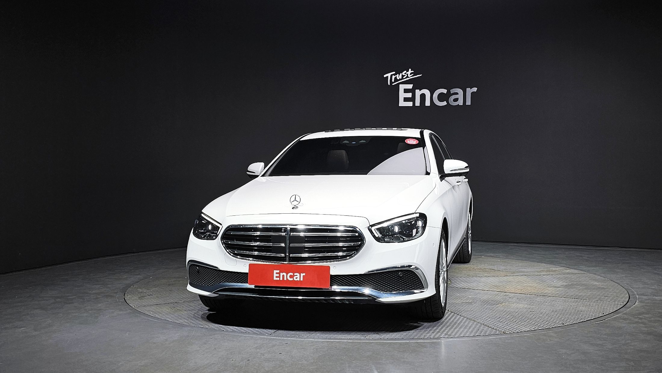 MERCEDES BENZ E-CLASS W213 2021
