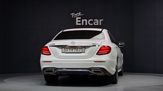 MERCEDES BENZ E-CLASS W213 2020