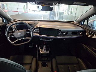 AUDI Q4 E-TRON F4 2024