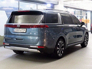KIA CARNIVAL 2021