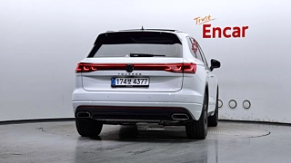 VOLKSWAGEN TOUAREG 2024