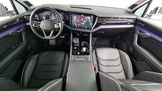 VOLKSWAGEN TOUAREG 2024