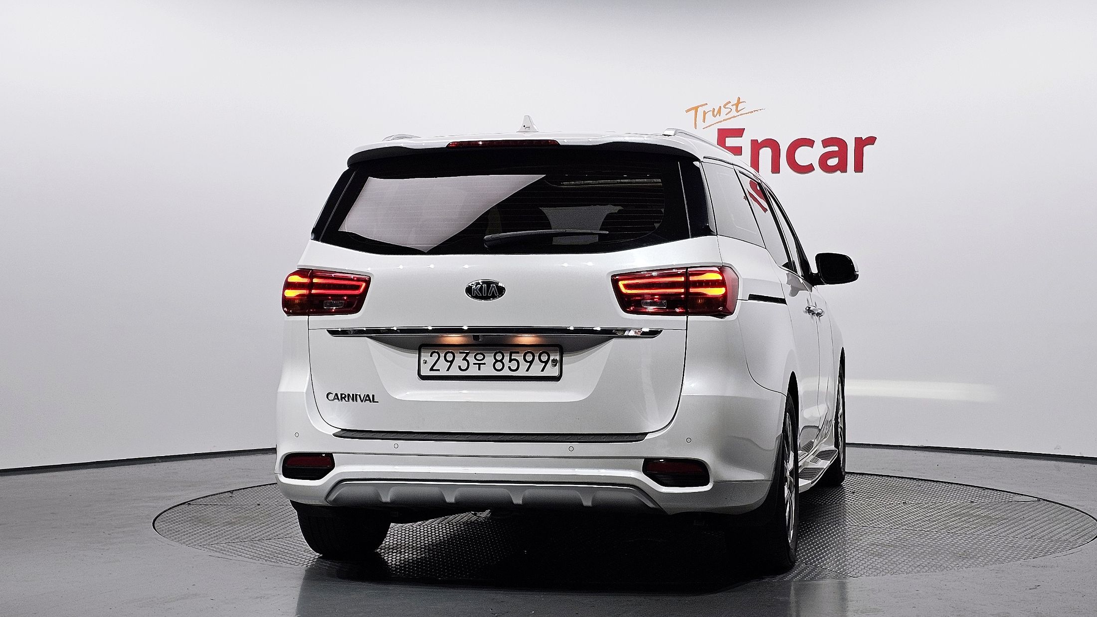 KIA CARNIVAL 2019