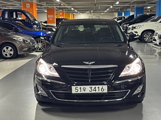 HYUNDAI GENESIS 2012