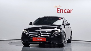 MERCEDES BENZ E-CLASS W213 2017