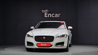 JAGUAR XF X260 2018