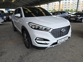 HYUNDAI TUCSON 2016