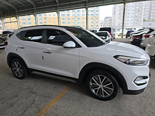 HYUNDAI TUCSON 2016