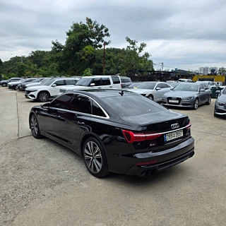 AUDI A6 C8 2023