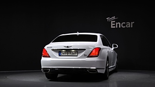GENESIS EQ900 2016