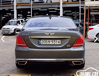 GENESIS EQ900 2016