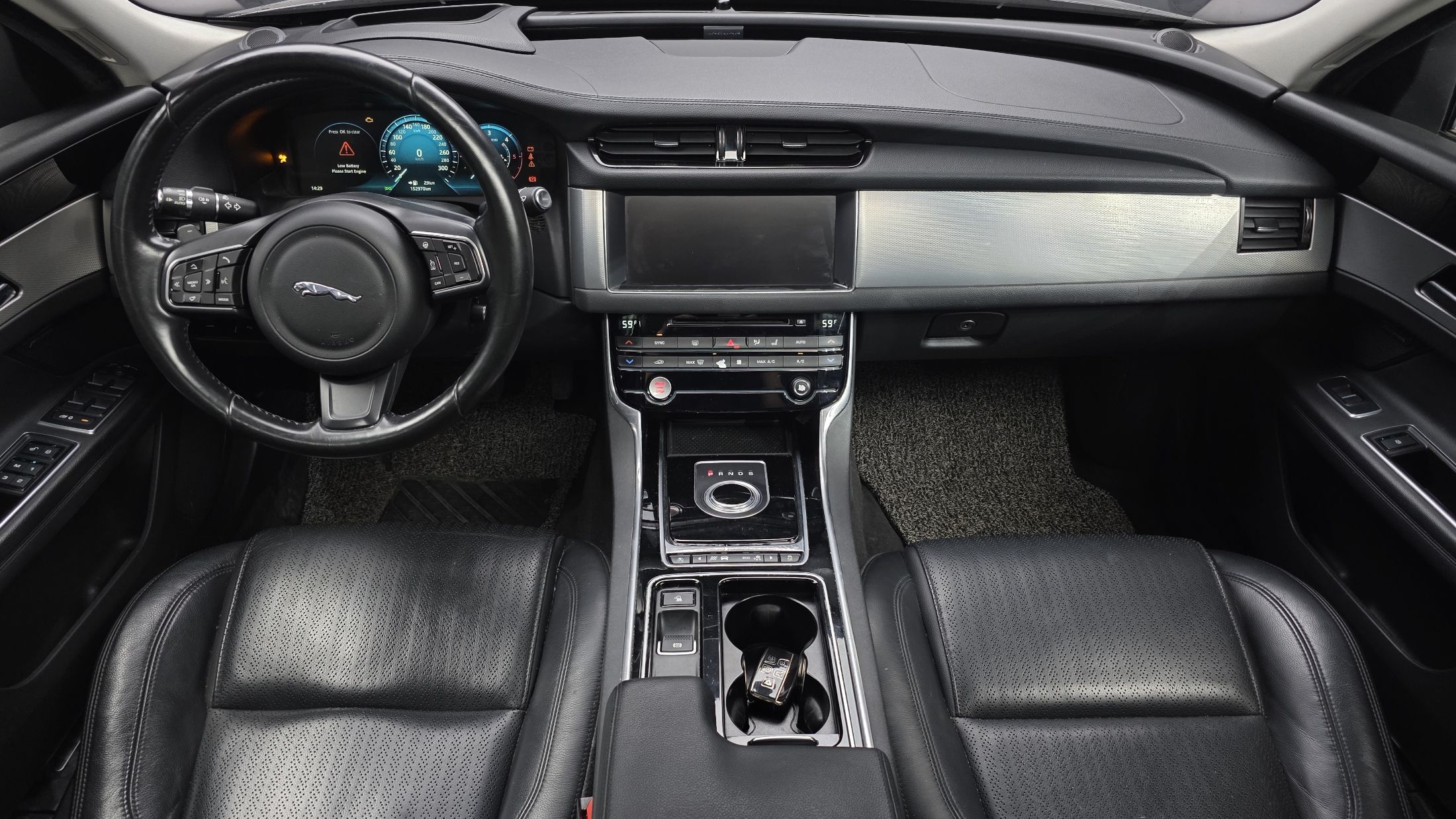 JAGUAR XF X260 2017