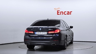 BMW 5-SERIES G30 2021