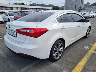 KIA K3 2015