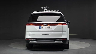 KIA CARNIVAL 2023