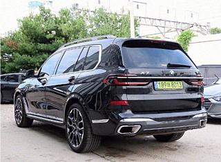BMW X7 G07 2024