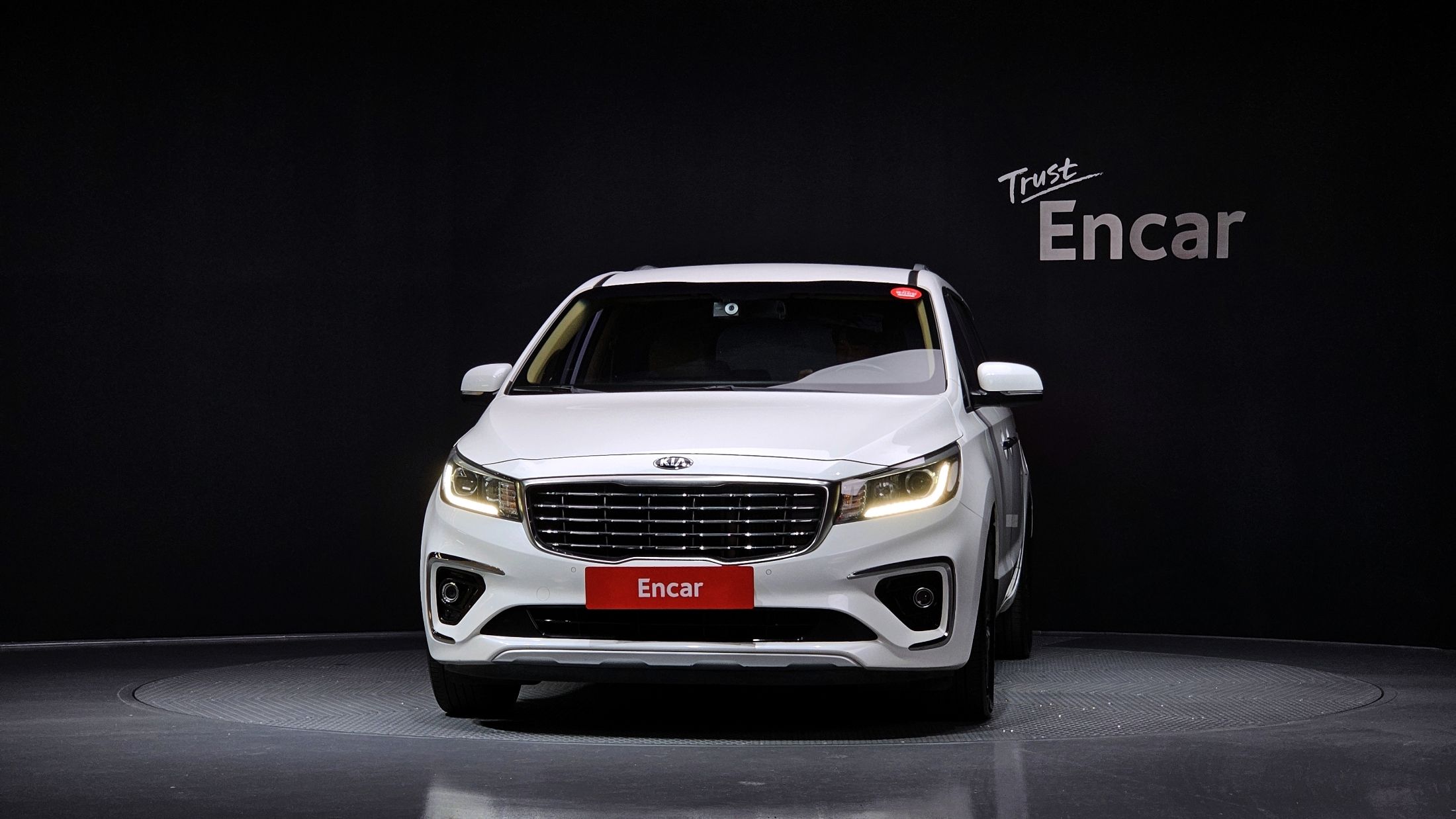KIA CARNIVAL 2018
