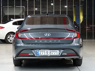 HYUNDAI SONATA HYBRID DN8 2021