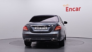 MERCEDES BENZ E-CLASS W213 2017