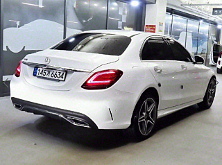 MERCEDES BENZ C-CLASS W205 2021