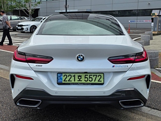 BMW 8-SERIES G15 2024