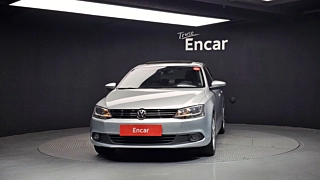 VOLKSWAGEN JETTA 2012