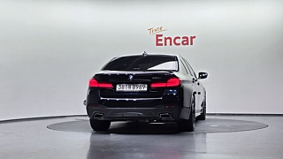 BMW 5-SERIES G30 2020