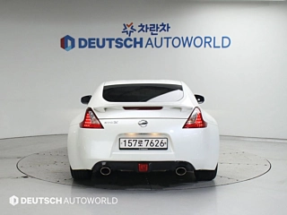 NISSAN 370Z 2018