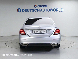MERCEDES BENZ E-CLASS W213 2017