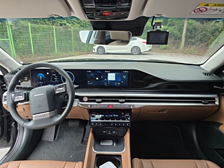 HYUNDAI GRANDEUR GN7 2024