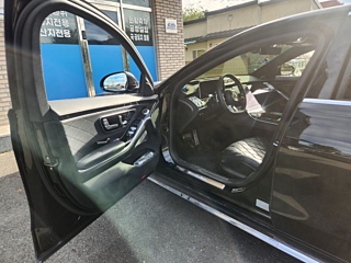 MERCEDES BENZ S-CLASS W223 2021